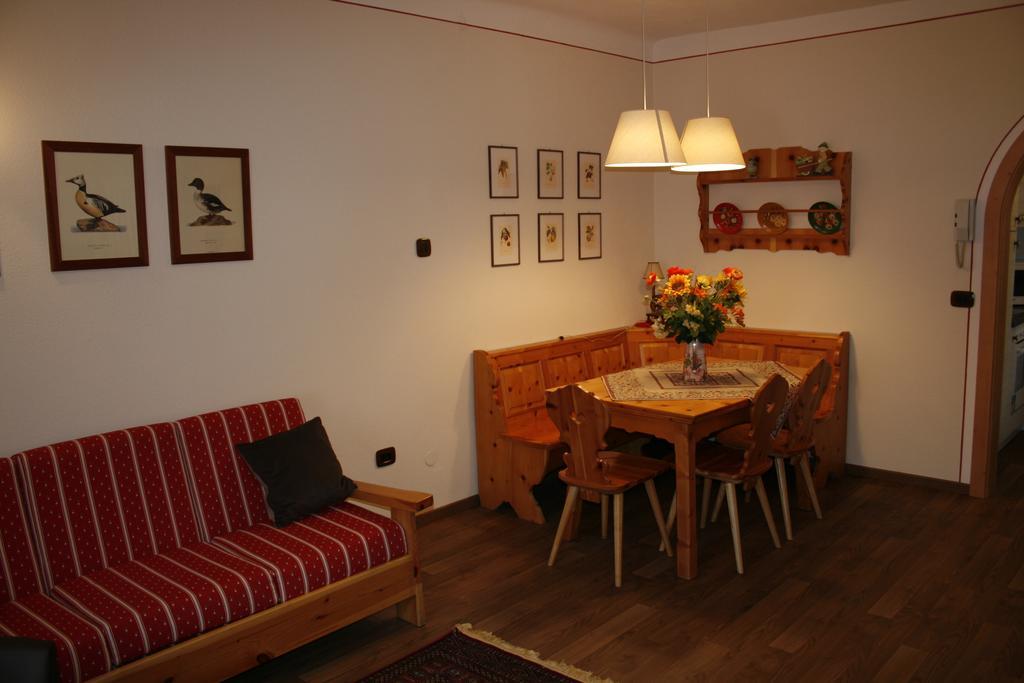 Casa Basilio Apartamento Predazzo Quarto foto